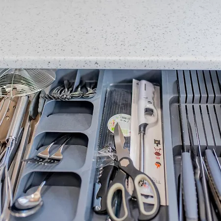 Prázdninový dům Telmar White House - 100m From The Sea *