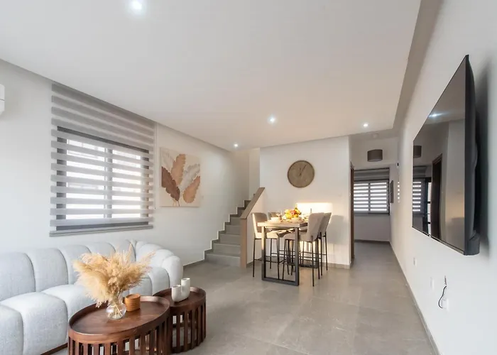 Telmar White House - 100m From The Sea * Voroklini