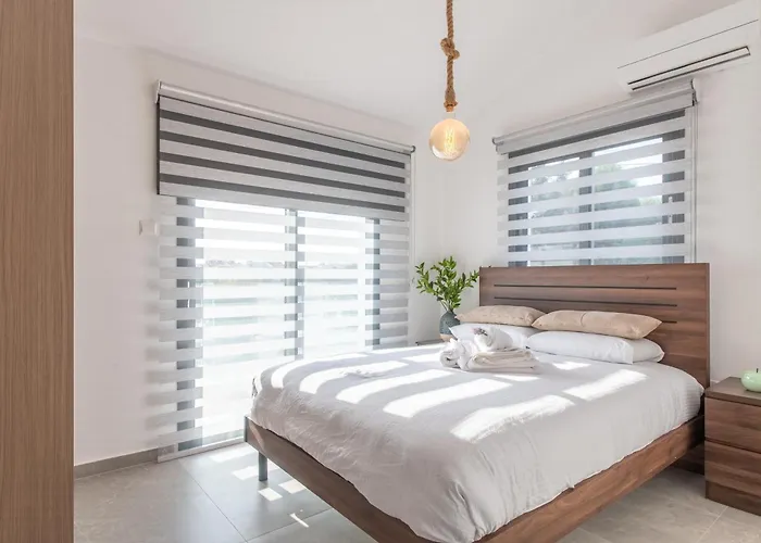 Telmar White House - 100m From The Sea Holiday home *