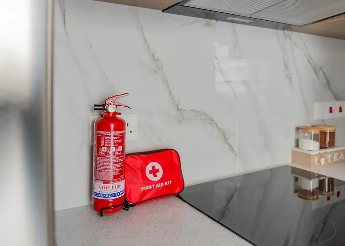 Telmar White House - 100m From The Sea *